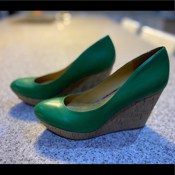 Nine West Wedges - Sz 7 - Picture 1 of 5